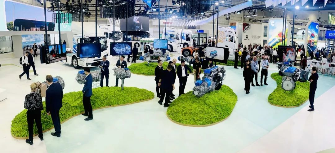 121728715598401555.jpg 汉诺威车展.jpg